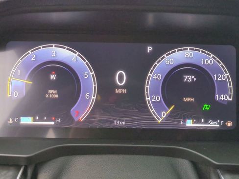 New 2025 Jeep Grand Cherokee Laredo w/ Luxury Tech Group I RWD image 33
