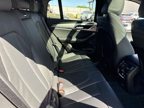 Used 2025 BMW X4 xDrive30i AWD/4WD image 25