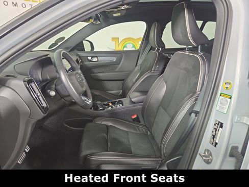 Used 2022 Volvo XC40 T5 R-Design w/ Advanced Package image 11