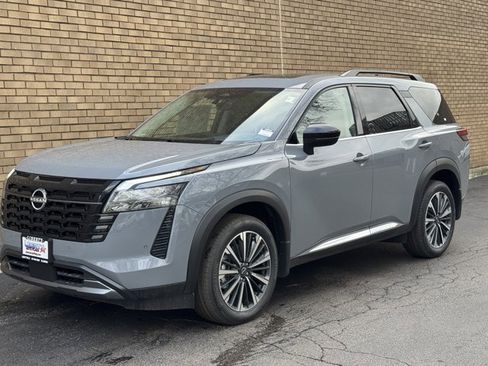 New 2026 Nissan Pathfinder Platinum AWD/4WD image 46