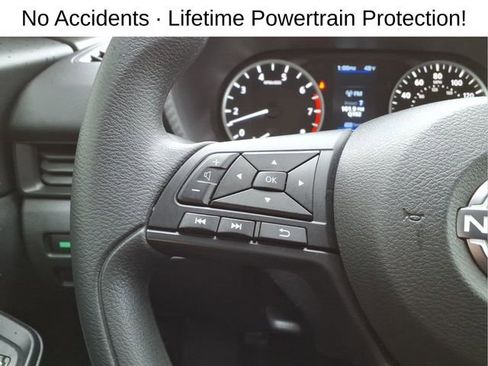 Used 2024 Nissan Sentra S FWD image 17