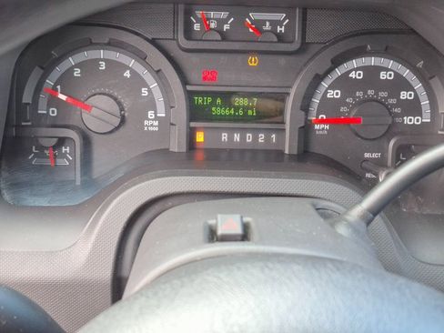 Used 2012 Ford E-350 and Econoline 350 XLT image 12