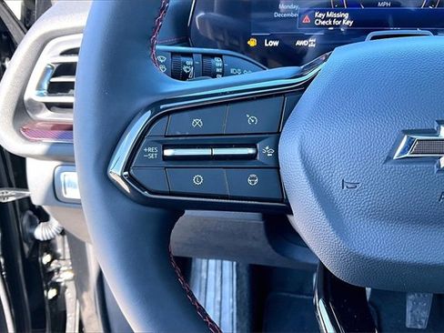 Used 2025 Chevrolet Traverse RS w/ LPO, Floor Liner Package image 11