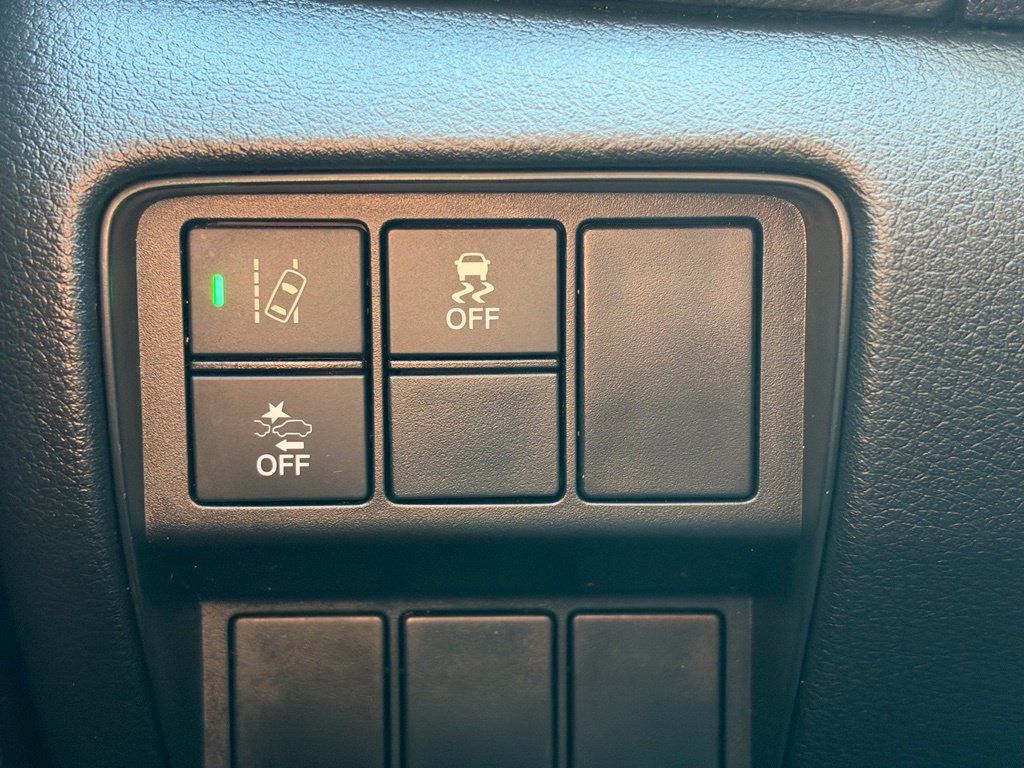 Used 2022 Honda CR-V EX image 28