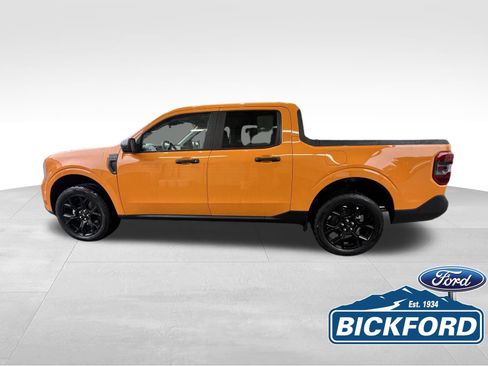 New 2026 Ford Maverick XLT w/ Black Appearance Package image 9