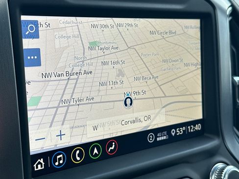 Used 2020 GMC Sierra 1500 SLT w/ SLT Premium Package image 18