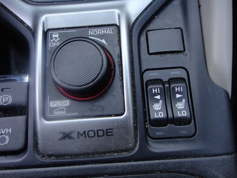 Used 2021 Subaru Forester Premium AWD/4WD image 10