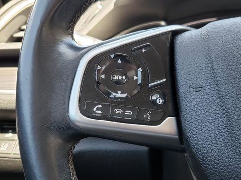 Used 2019 Honda Civic Touring image 22