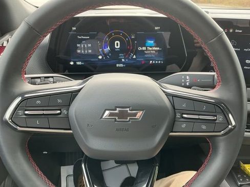 Used 2025 Chevrolet Equinox RS image 15