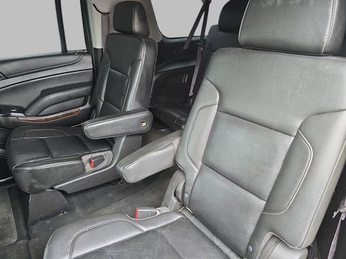 Used 2016 Chevrolet Suburban LT AWD/4WD image 15