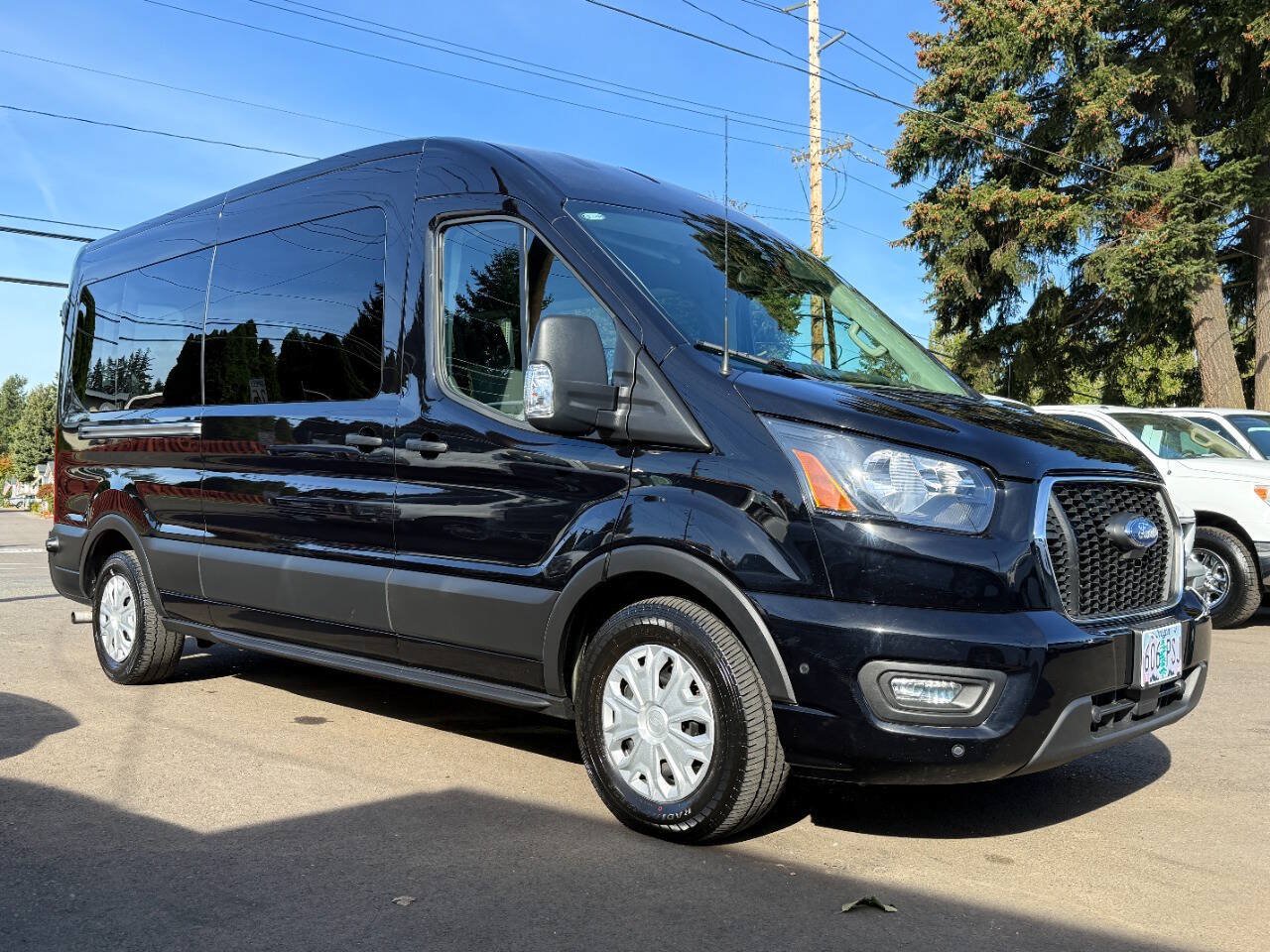 Used 2024 Ford Transit 350 XLT RWD image 23