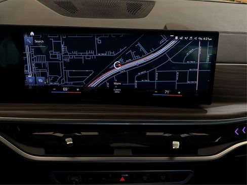 Used 2023 BMW X7 xDrive40i w/ M Sport Package image 24