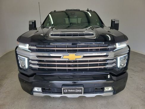Used 2021 Chevrolet Silverado 3500 High Country AWD/4WD image 2