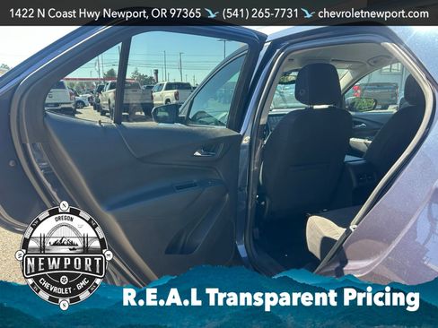 Used 2018 Chevrolet Equinox LT FWD image 31