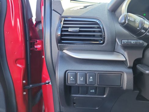 Used 2024 Mitsubishi Eclipse Cross SE image 20