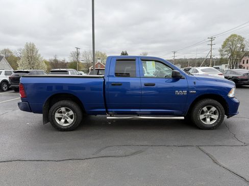 Used 2017 RAM 1500 Express AWD/4WD image 5