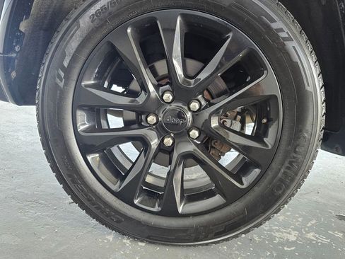Used 2021 Jeep Grand Cherokee Laredo X RWD image 25