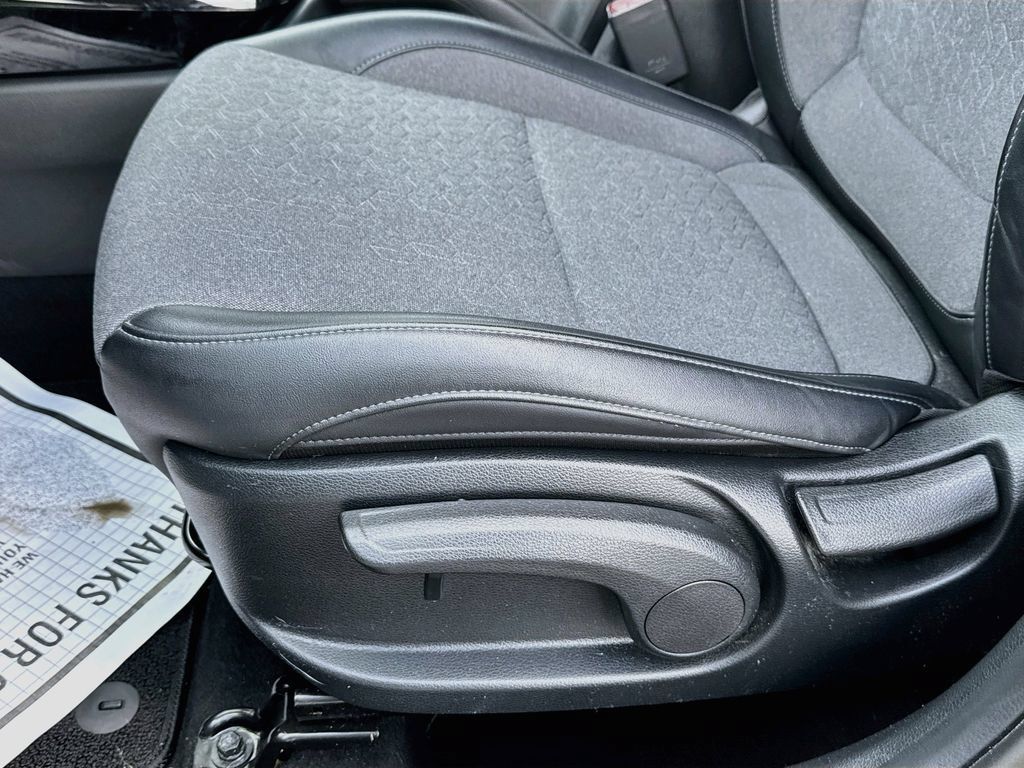 Certified 2024 Kia Seltos S AWD/4WD image 22