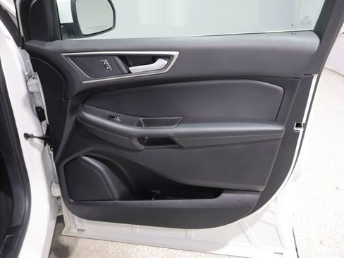 Used 2024 Ford Edge SEL AWD/4WD image 23