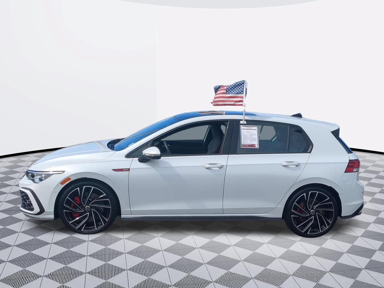 Used 2024 Volkswagen GTI Autobahn FWD image 4