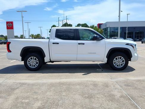 Used 2024 Toyota Tundra SR5 image 9