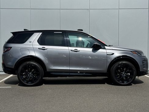 Certified 2025 Land Rover Discovery Sport Dynamic SE AWD/4WD image 6