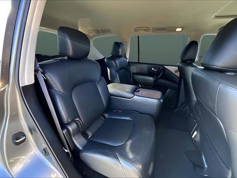 Used 2023 Nissan Armada SL w/ Captain's Chairs Package image 27
