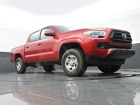 Used 2022 Toyota Tacoma SR w/ SR Convenience Package RWD image 9
