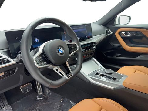Used 2025 BMW 230i xDrive Coupe image 16