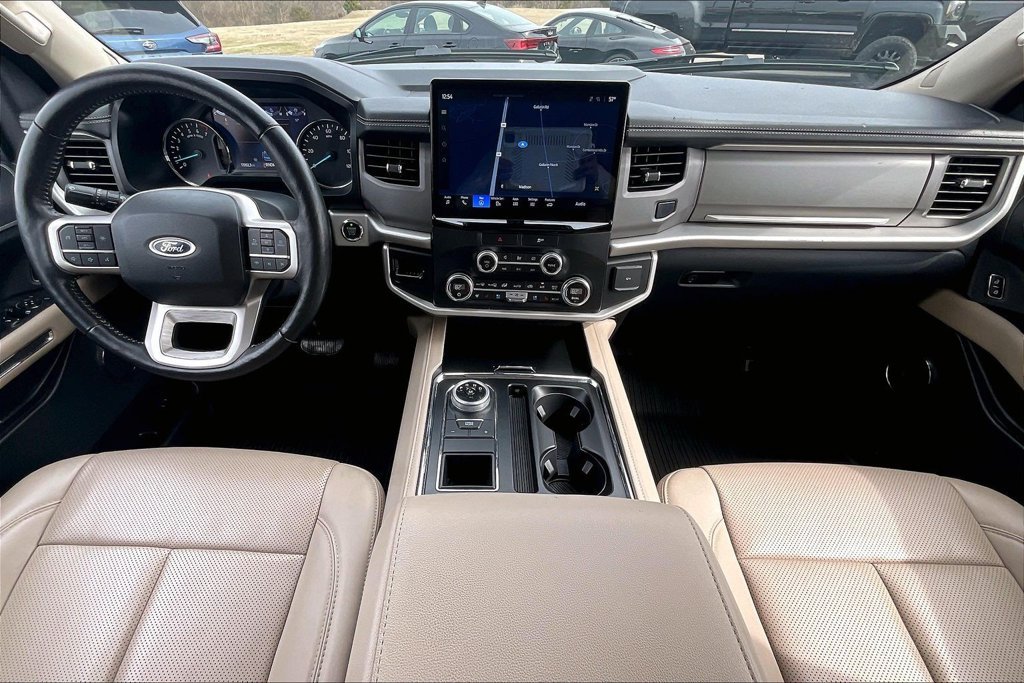 Used 2022 Ford Expedition Max XLT RWD image 9