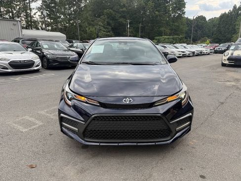 Used 2020 Toyota Corolla SE FWD image 2