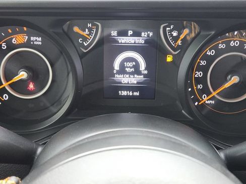 Used 2024 Jeep Wrangler Sport AWD/4WD image 16