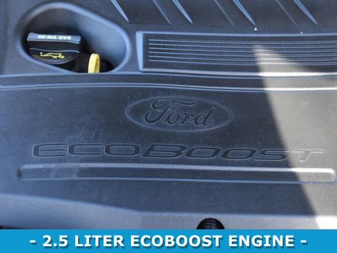 Used 2016 Ford Fusion SE w/ Equipment Group 202A image 18