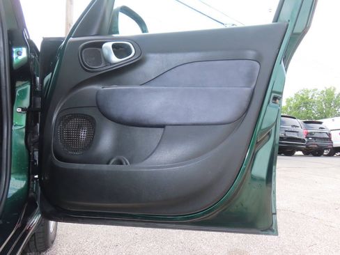 Used 2015 FIAT 500L Trekking FWD image 36