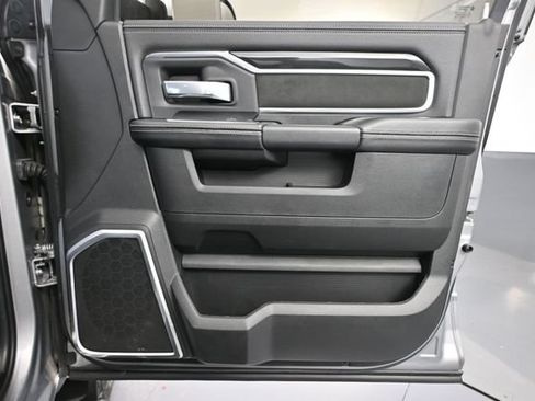 Used 2022 RAM 2500 Laramie AWD/4WD image 49