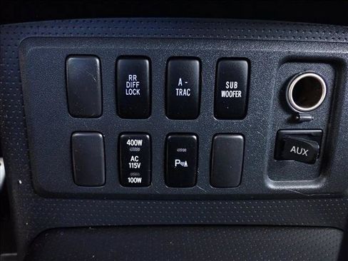 Used 2008 Toyota FJ Cruiser 4WD image 18
