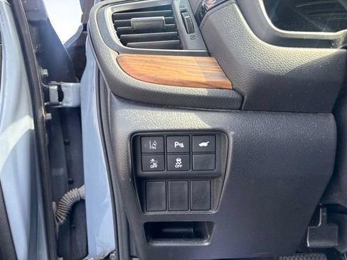 Used 2021 Honda CR-V Touring image 17