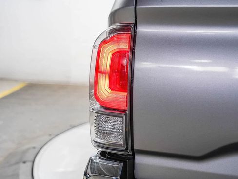 Certified 2023 Toyota Tacoma TRD Off-Road AWD/4WD image 11