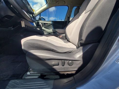 Used 2020 Subaru Outback Premium image 13