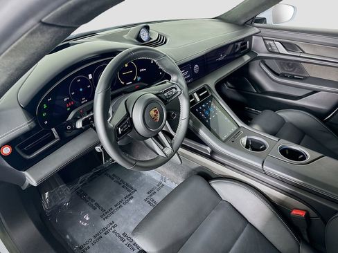 Certified 2023 Porsche Taycan Turbo image 4