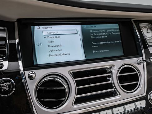 Used 2017 Rolls-Royce Dawn RWD image 91