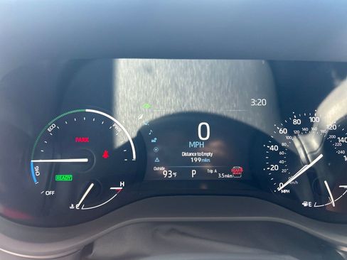 New 2026 Toyota Sienna XLE FWD image 25