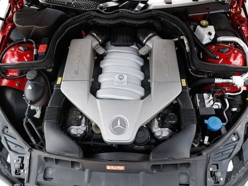 Used 2015 Mercedes-Benz C 63 AMG Coupe image 21