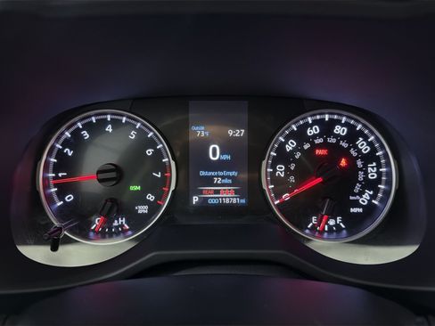 Used 2021 Toyota RAV4 LE FWD image 32