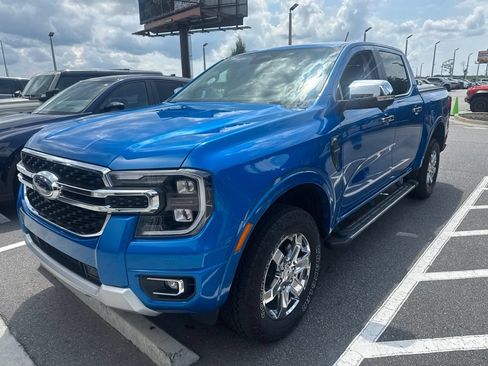 Used 2024 Ford Ranger Lariat w/ FX4 Off-Road Package AWD/4WD image 3
