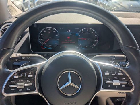 Used 2021 Mercedes-Benz GLA 250 4MATIC w/ Premium Package image 29