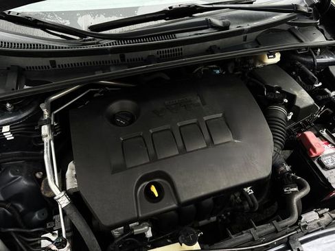 Used 2019 Toyota Corolla SE image 29