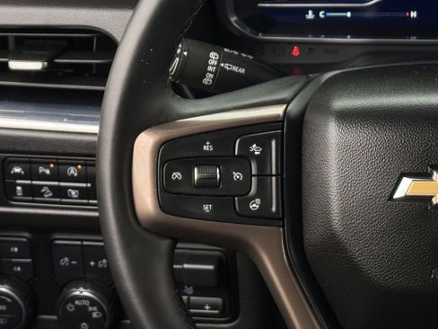 Used 2023 Chevrolet Tahoe High Country image 14