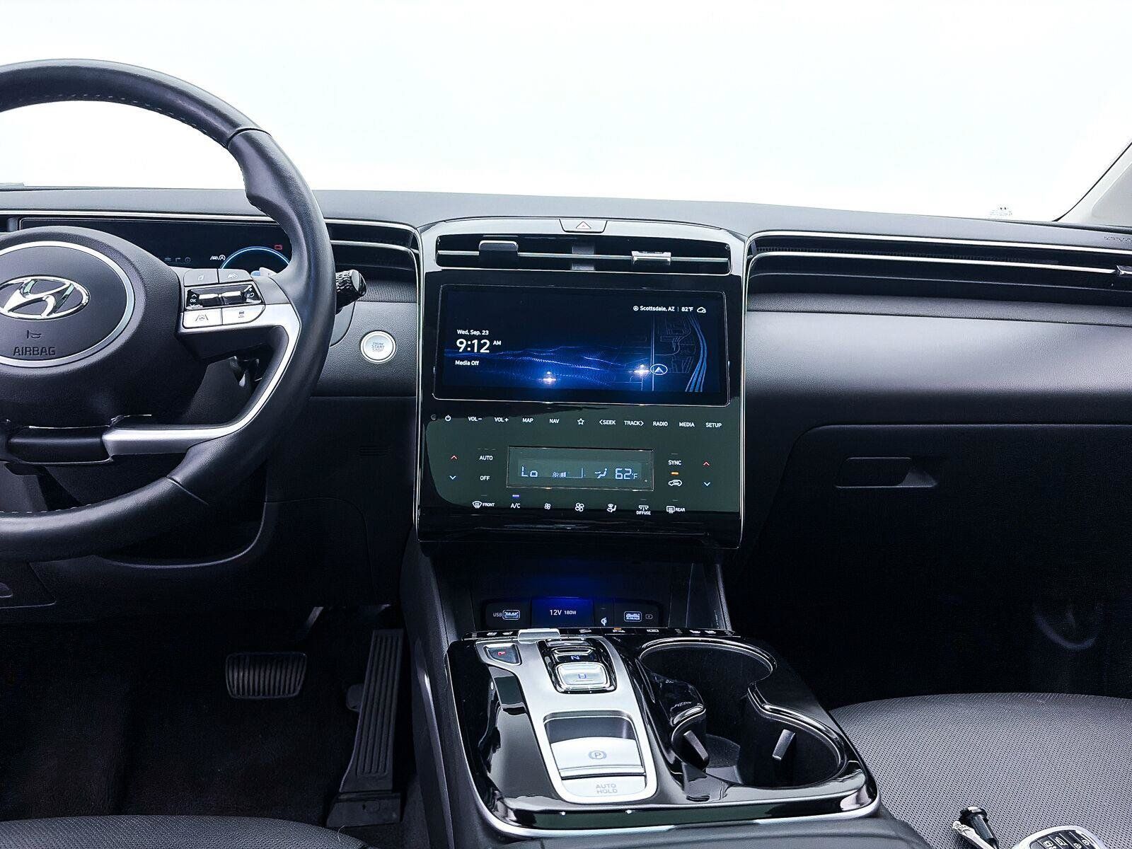 Used 2024 Hyundai Tucson Limited FWD image 10