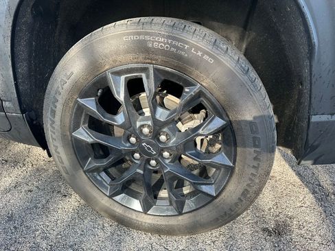 Used 2024 Chevrolet Traverse LS w/ Midnight/Sport Edition FWD image 22